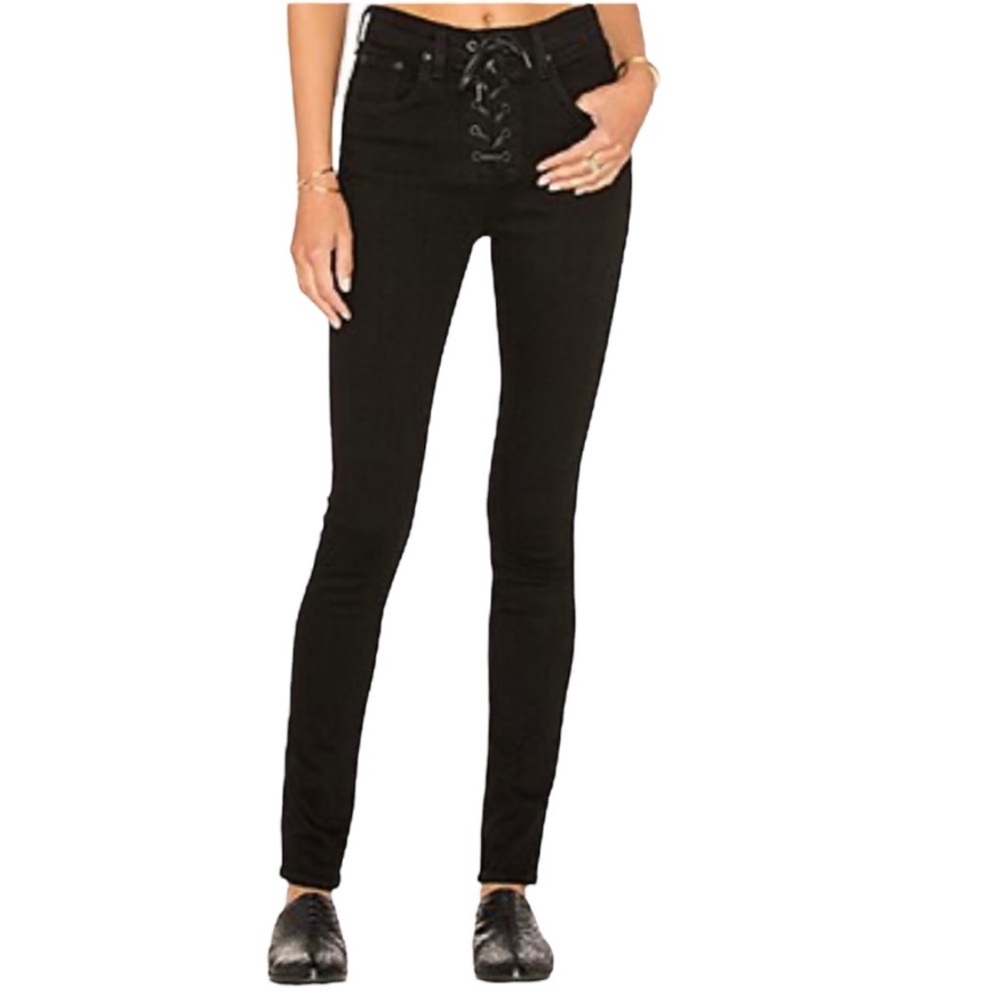Black skinny jeans
